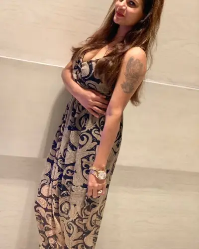 Tikrikilla Escort